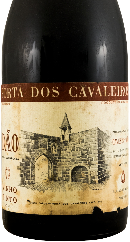 1970 Porta dos Cavaleiros red