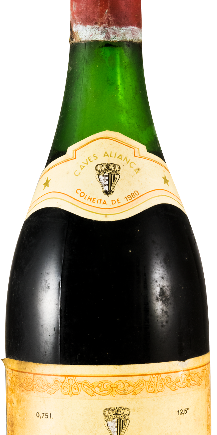 1980 Aliança Garrafeira red (yellow label)