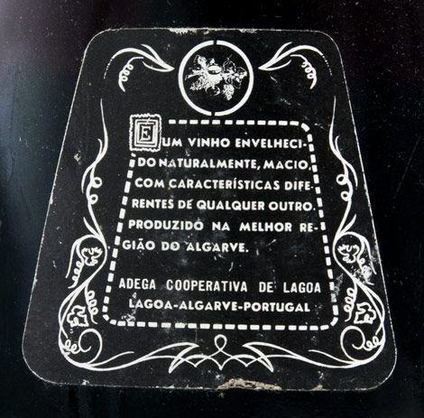 1982 Lagoa Reserva red