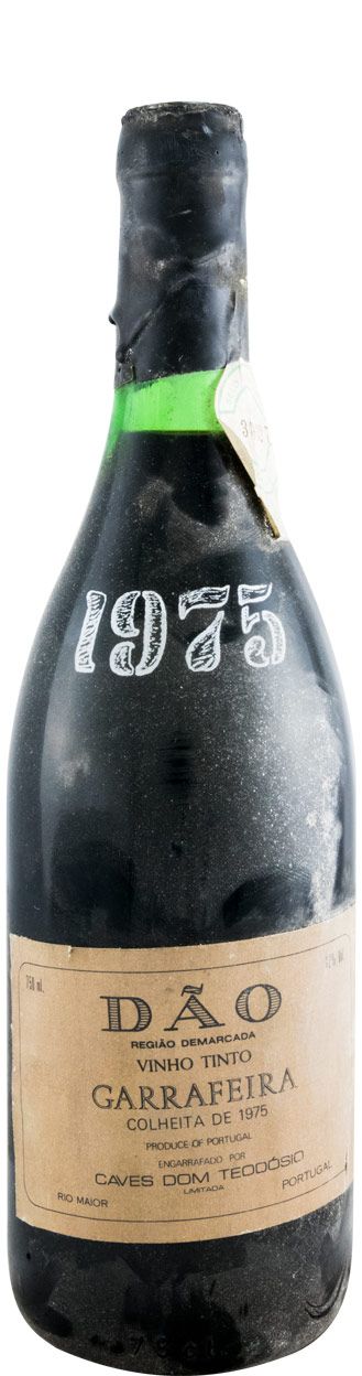 1975 Caves Dom Teodósio tinto