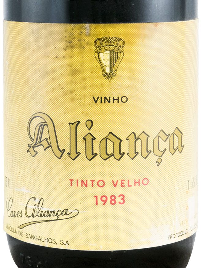1983 Aliança red (yellow label)