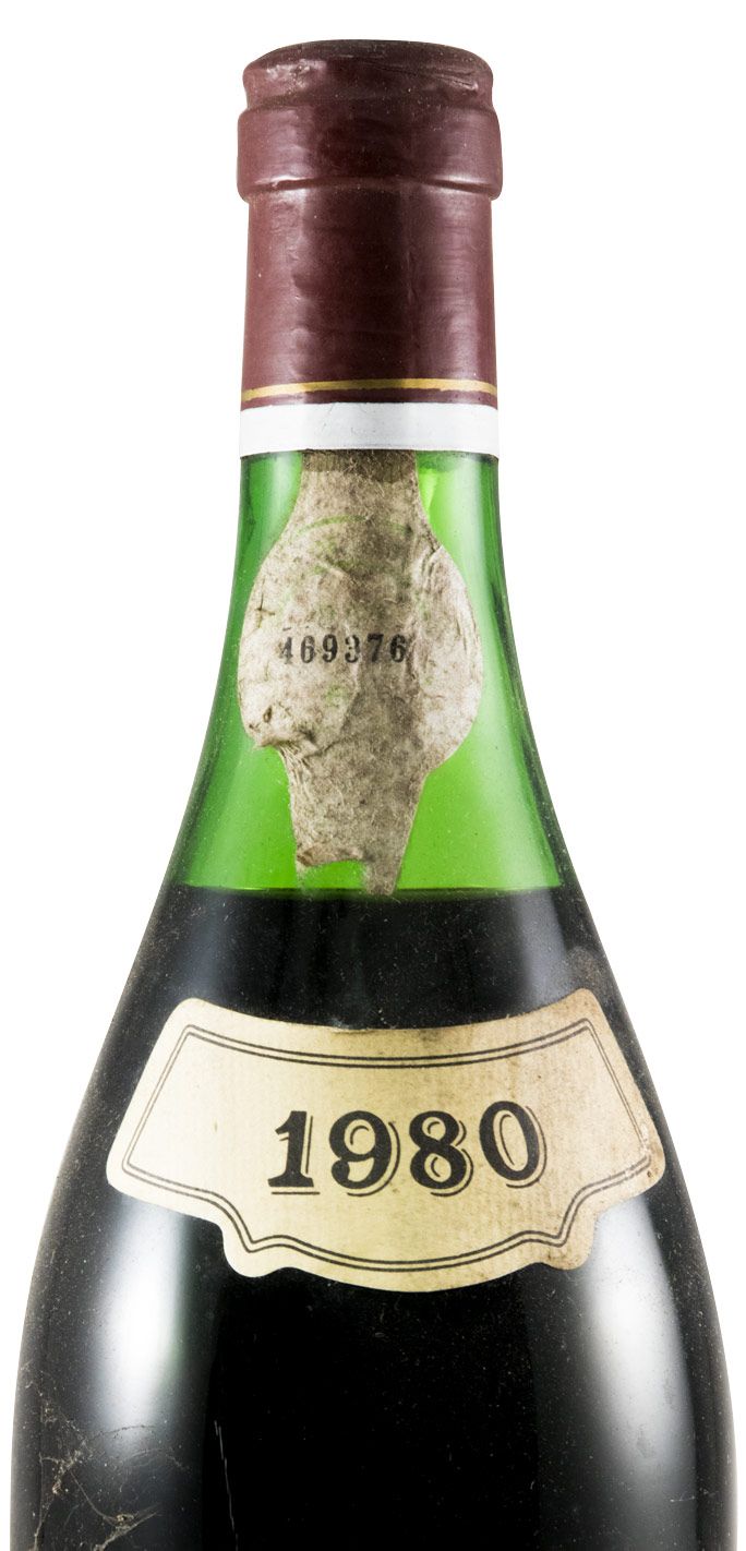1980 Caves Velhas red