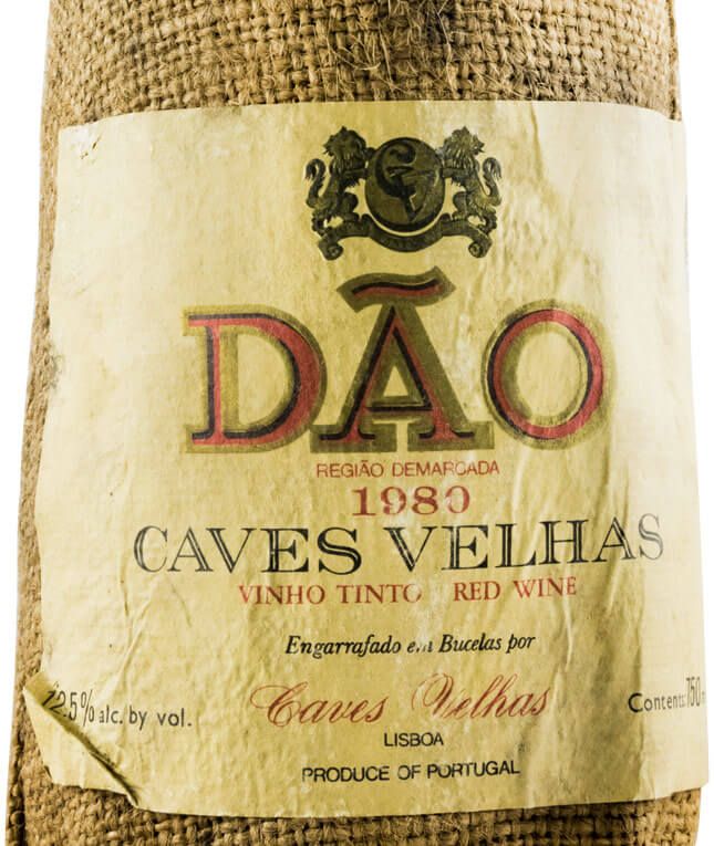 1980 Caves Velhas Juta red