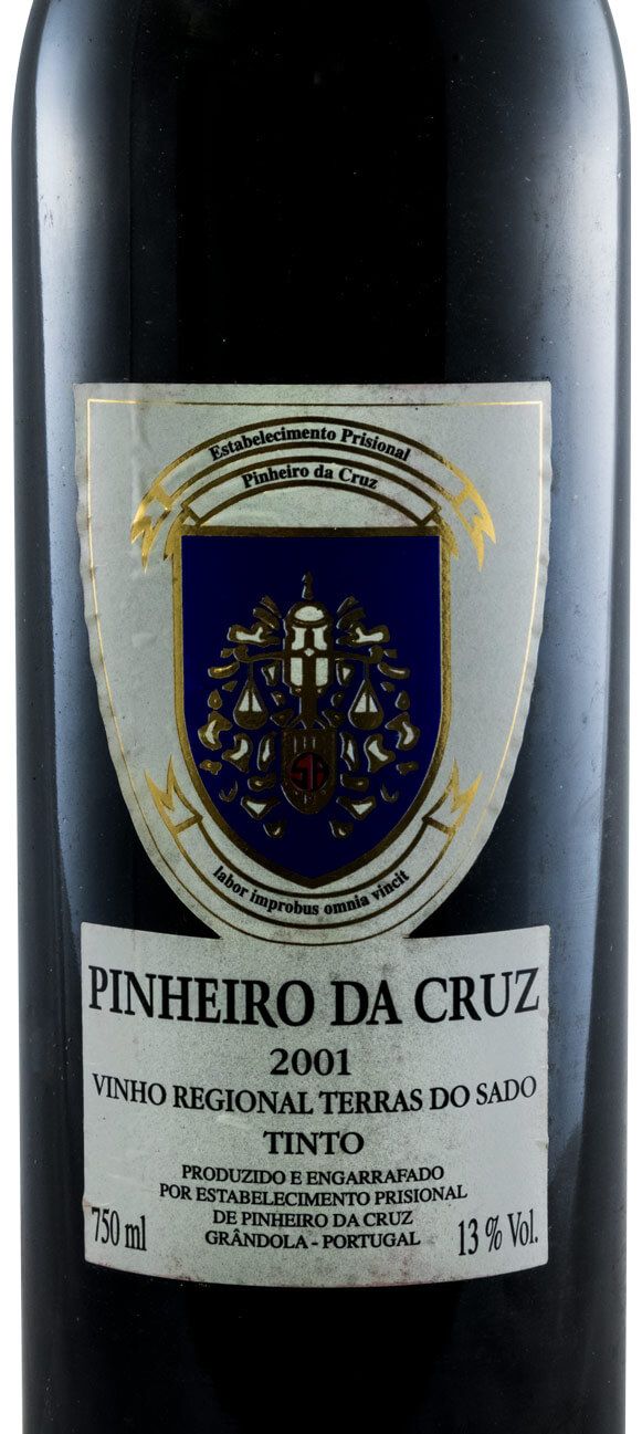 2001 Pinheiro da Cruz red
