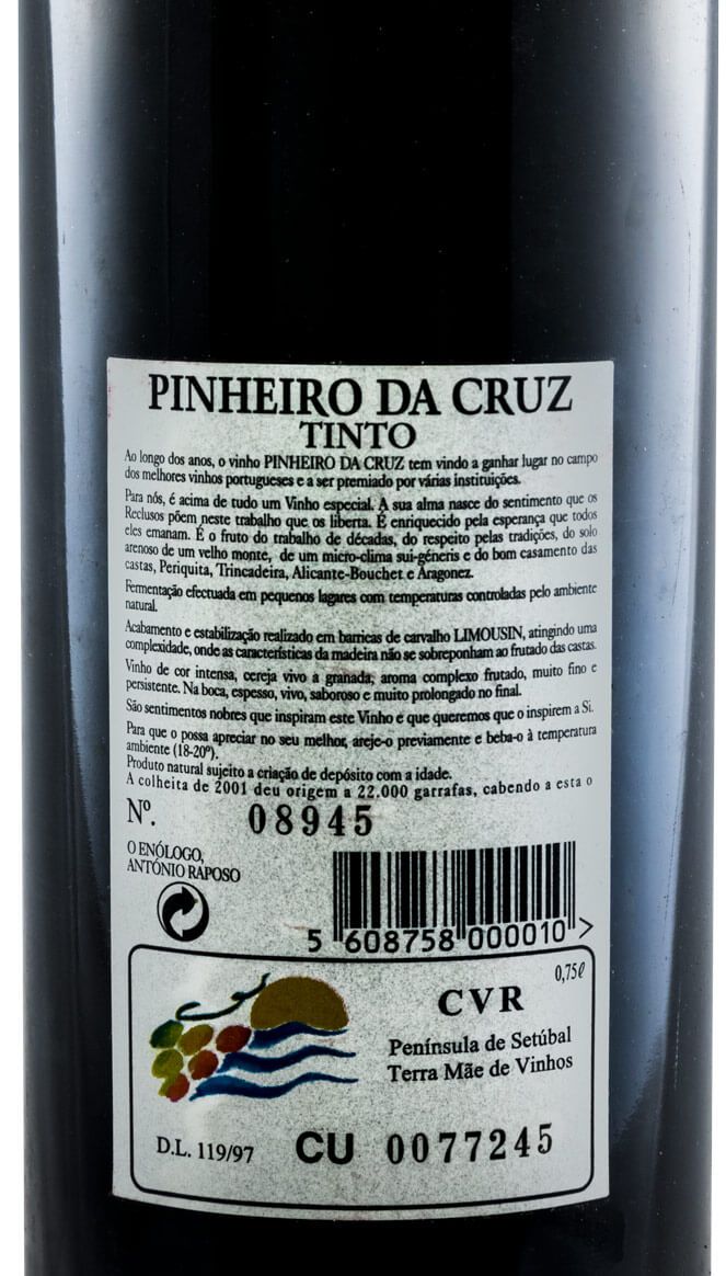 2001 Pinheiro da Cruz red