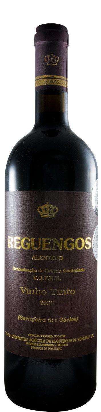 2000 Reguengos Garrafeira Sócios red