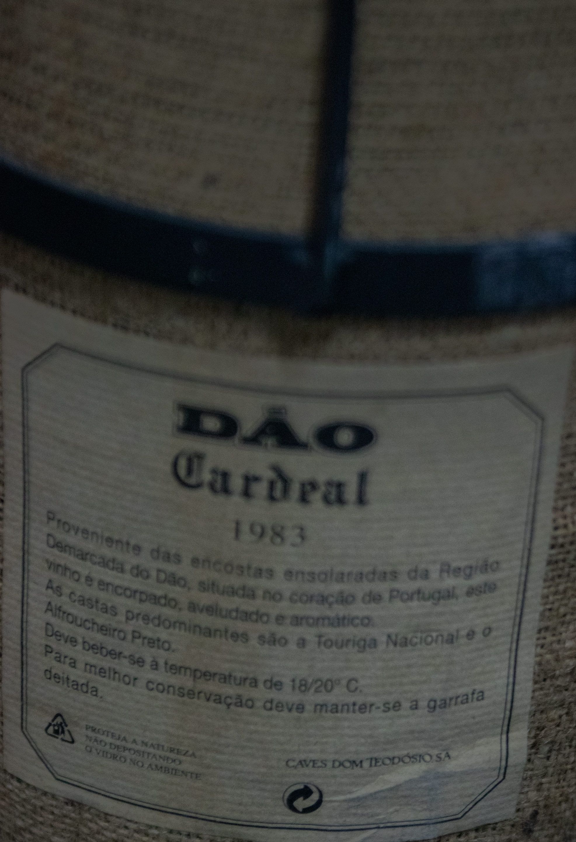 1983 Cardeal c/Suporte tinto 9L