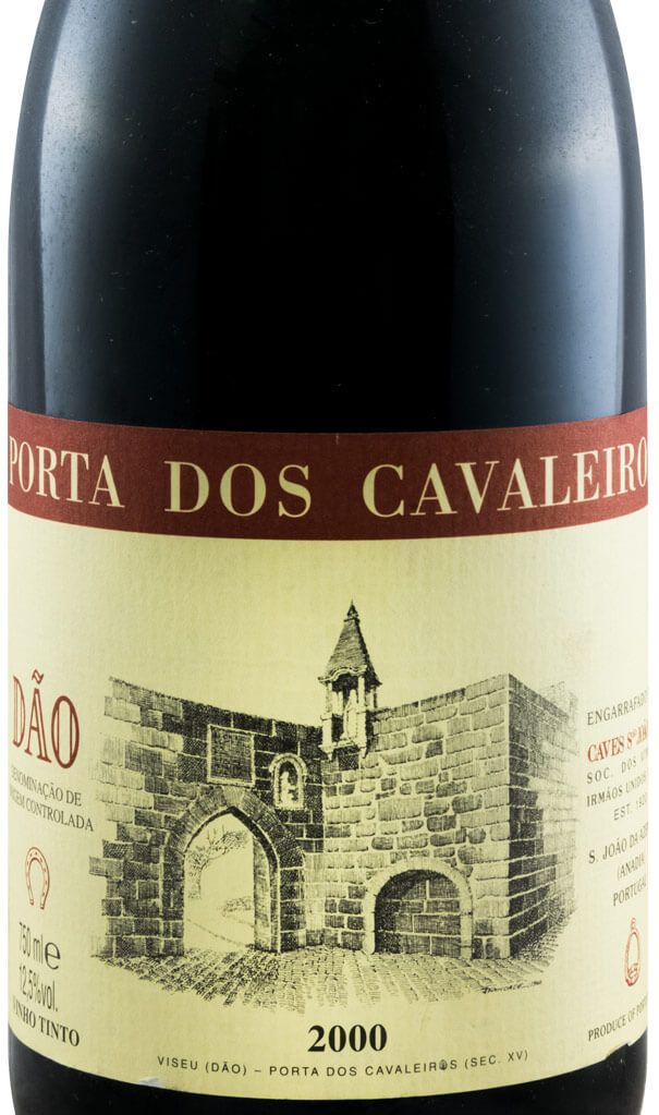 2000 Porta dos Cavaleiros red