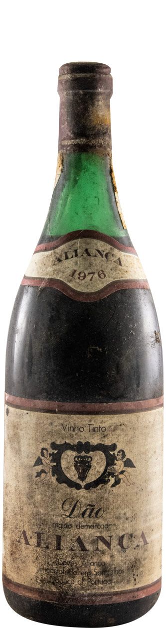 1976 Aliança red