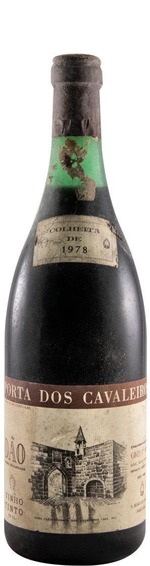 1978 Porta dos Cavaleiros red