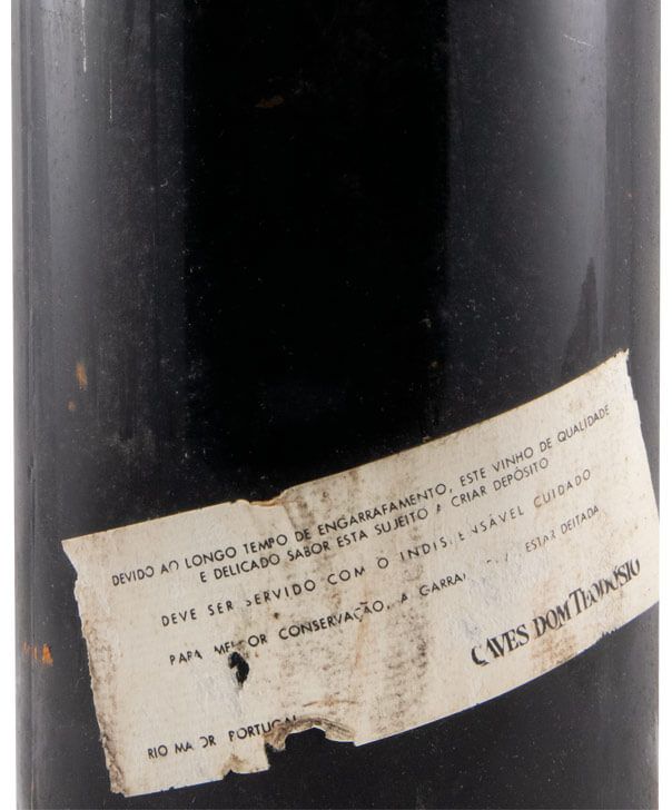 1957 Casaleiro Garrafeira red