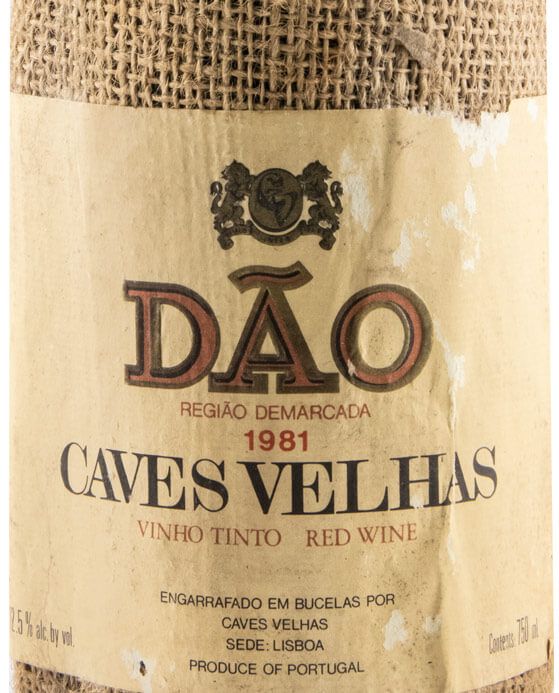 1981 Caves Velhas Juta red