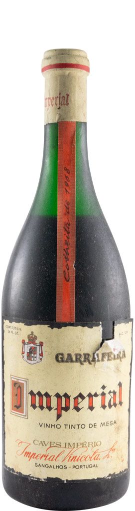 1968 Caves Império Imperial Garrafeira red