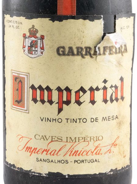 1968 Caves Império Imperial Garrafeira red