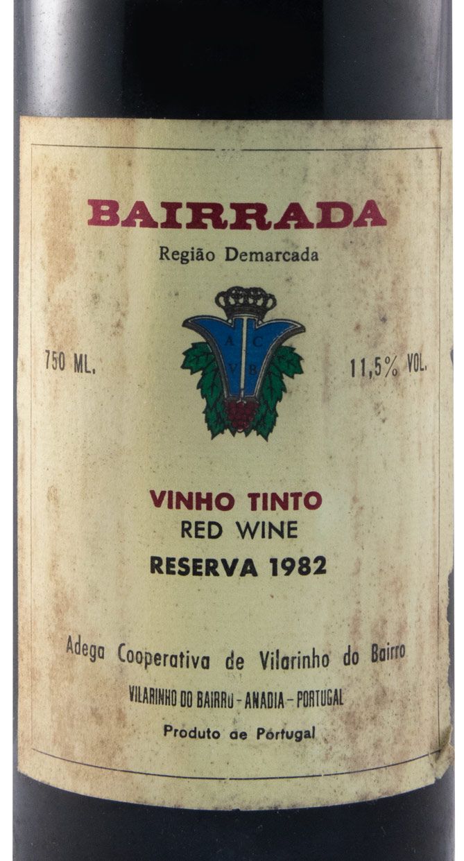 1982 Vilarinho do Bairro Reserva red