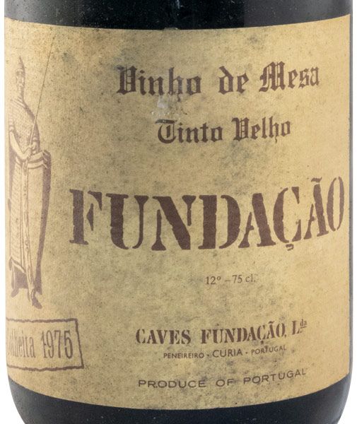 1975 Fundação Tinto Velho red