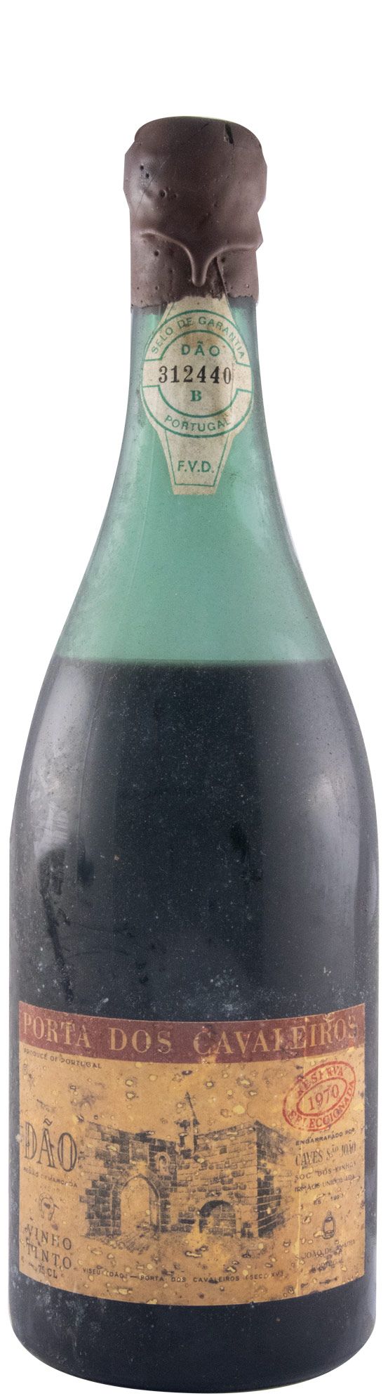 1970 Porta dos Cavaleiros Reserva red