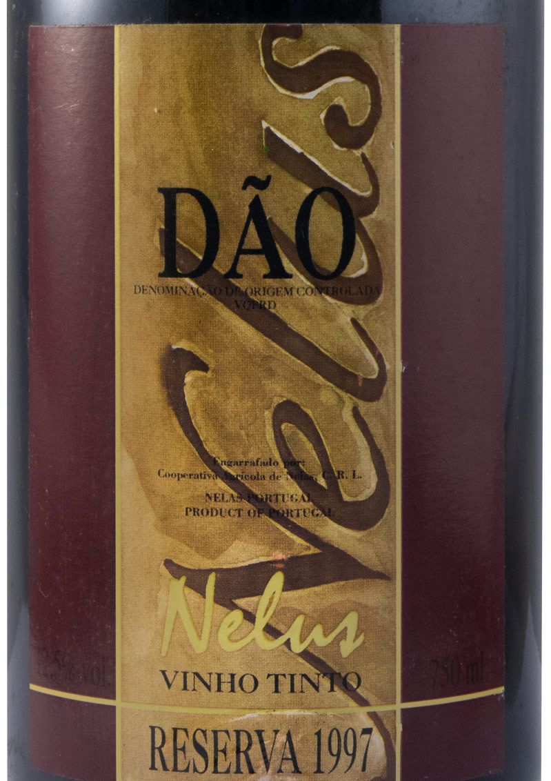 1997 Nelas Reserva red
