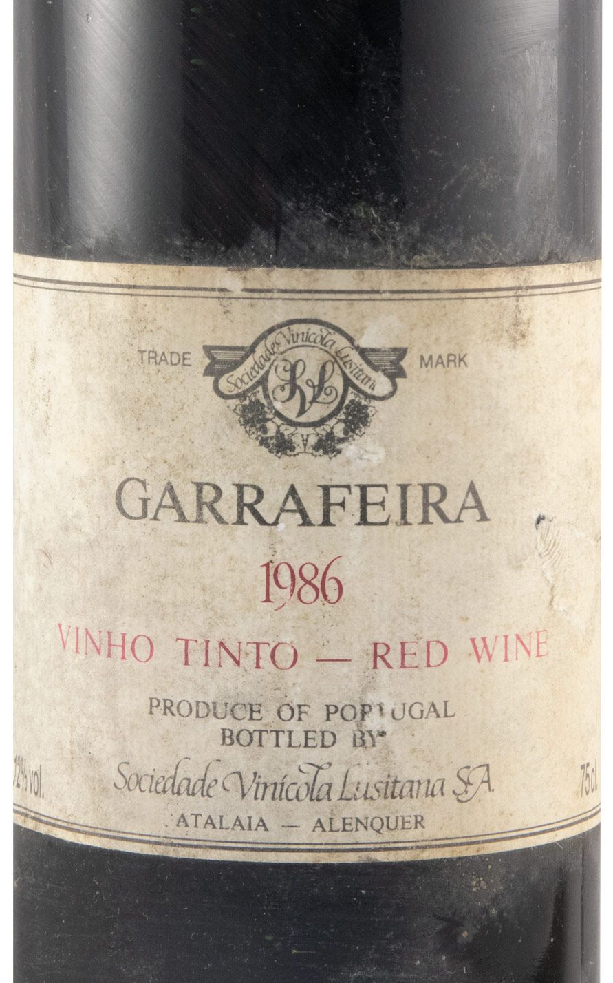1986 Sociedade Vínicola Lusitana Garrafeira red