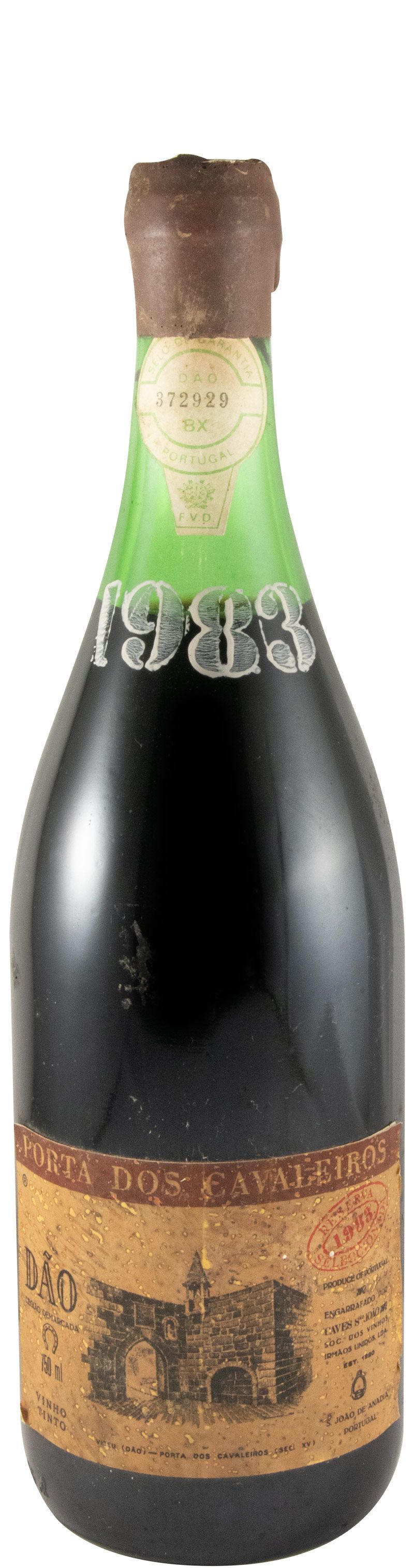 1983 Porta dos Cavaleiros Reserva red