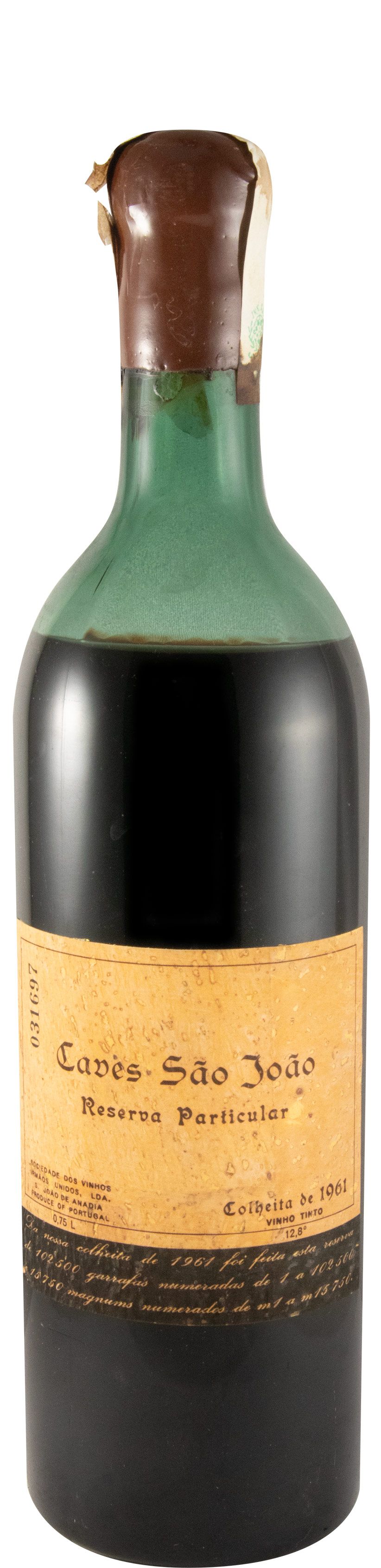 1961 Caves São João Reserva Particular tinto (nível baixo)
