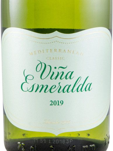 2019 Torres Viña Esmeralda white