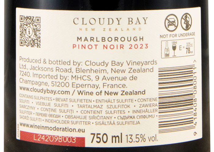2023 Cloudy Bay Pinot Noir tinto