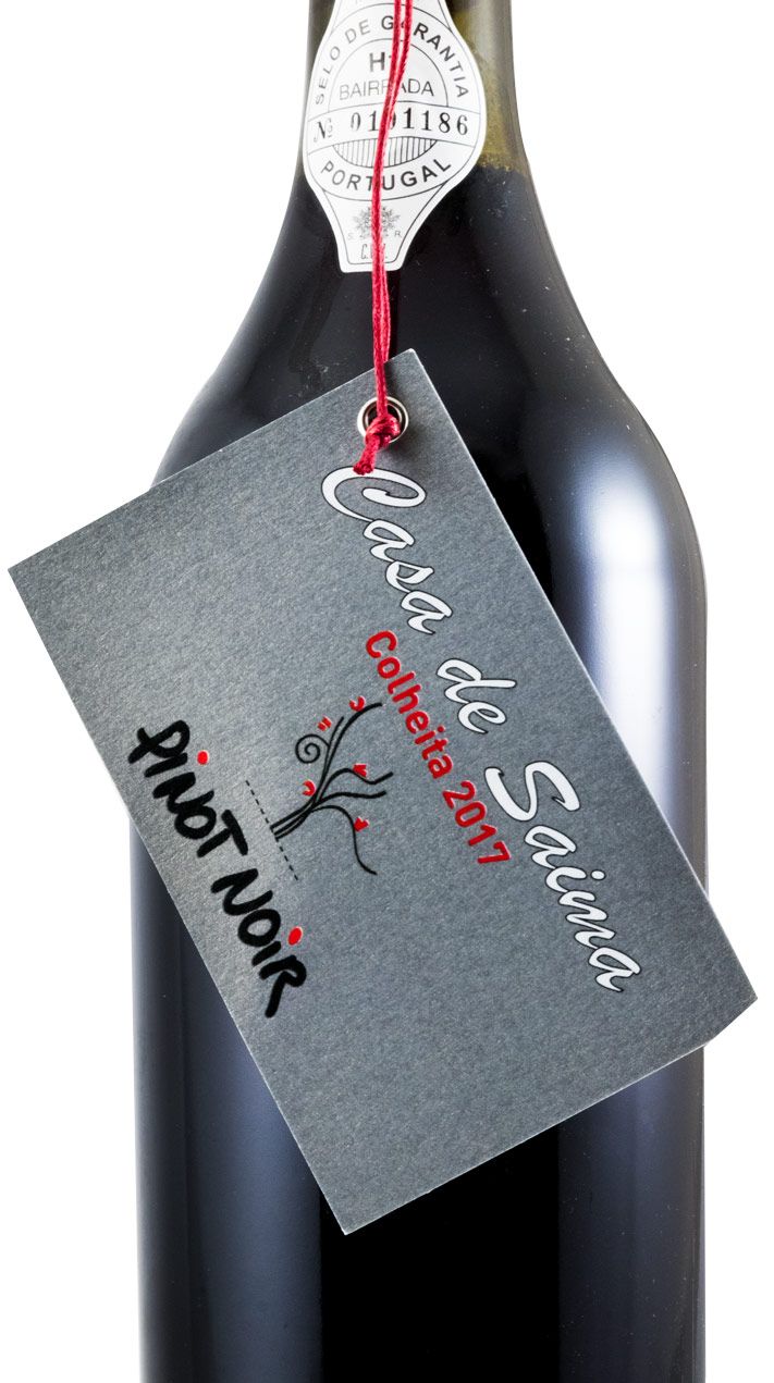 2017 Casa de Saima Pinot Noir red