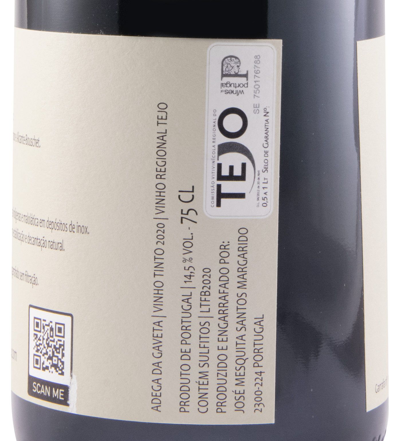 2020 Adega da Gaveta red (damaged label)