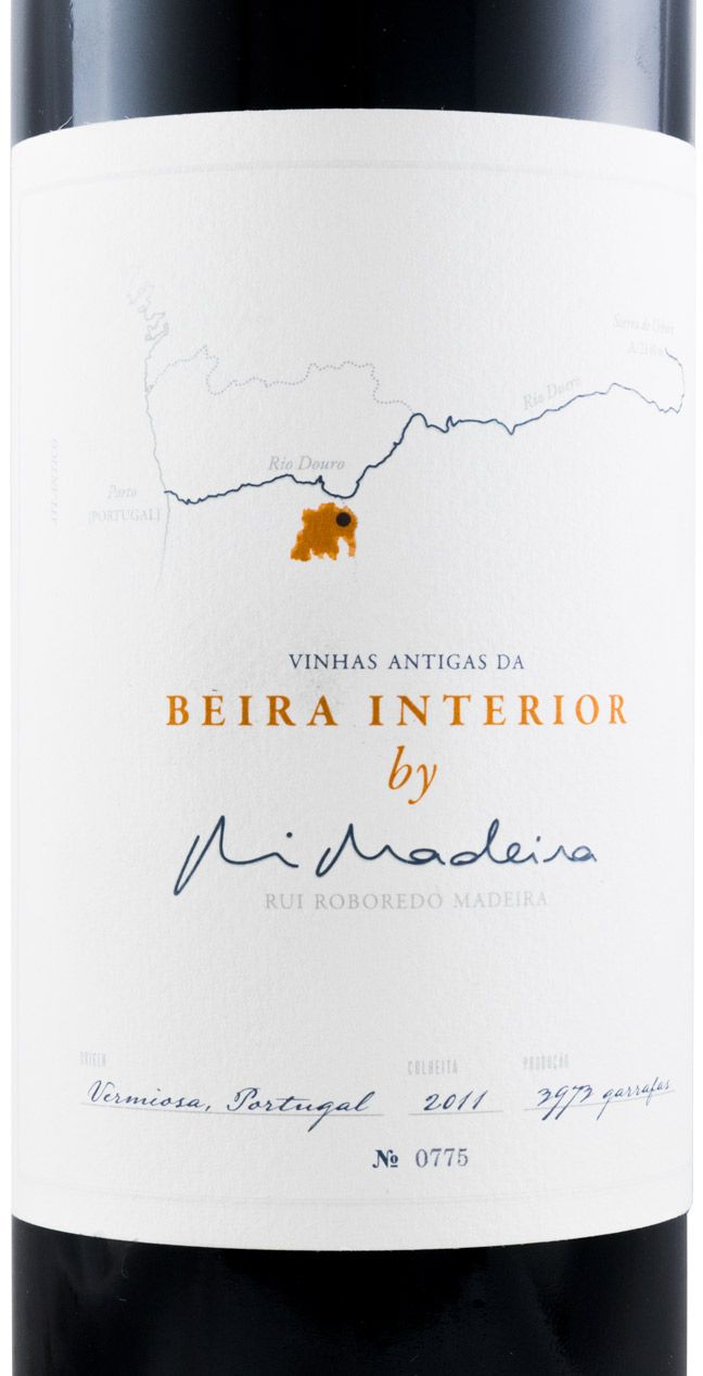 2011 Rui Roboredo Madeira Beira Interior red