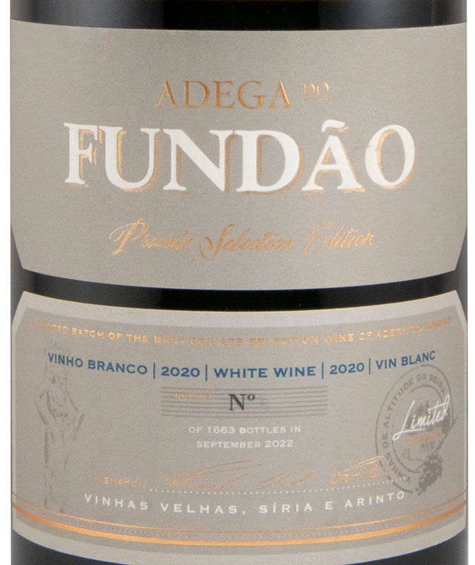 2020 Adega do Fundão Private Selection Vinhas Velhas Limited Edition white (damaged label)