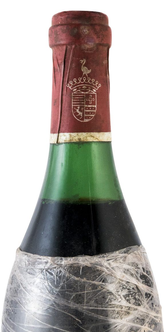 1966 Barca Velha tinto (rótulo danificado)
