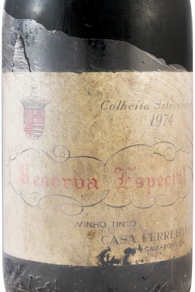 1974 Casa Ferreirinha Reserva Especial red (low level)