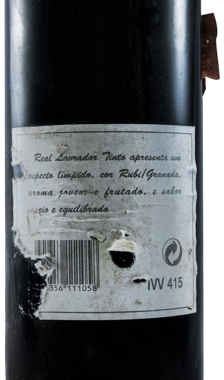 Real Lavrador tinto (rótulo danificado)