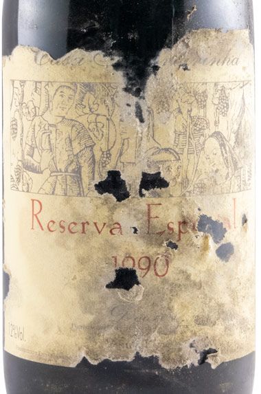 1990 Casa Ferreirinha Reserva Especial tinto (rótulo danificado)