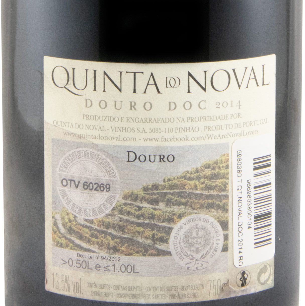 2014 Quinta do Noval red (damaged label)