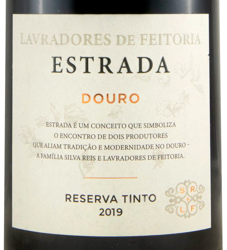 2019 Lavradores de Feitoria Estrada Reserva red (damaged label)