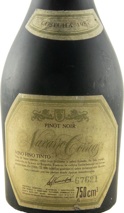 1987 Navarro Correas tinto (rótulo danificado)
