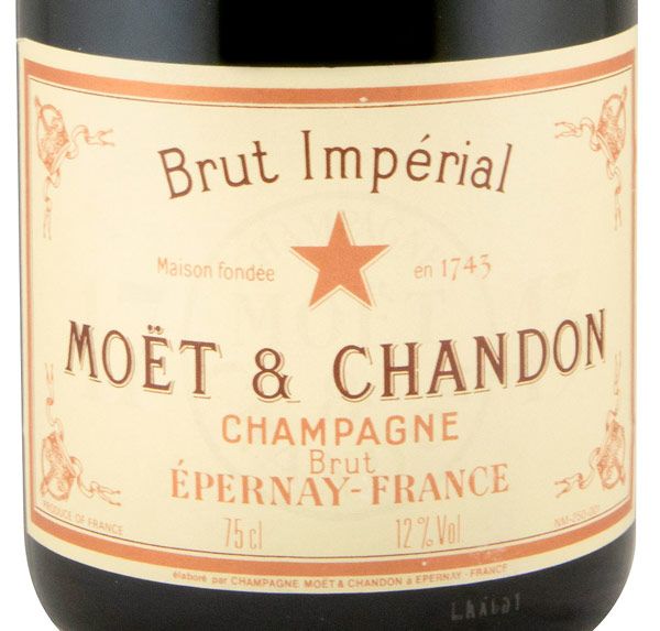 Champagne Moët & Chandon Brut w/2 Flutes (old bottle)