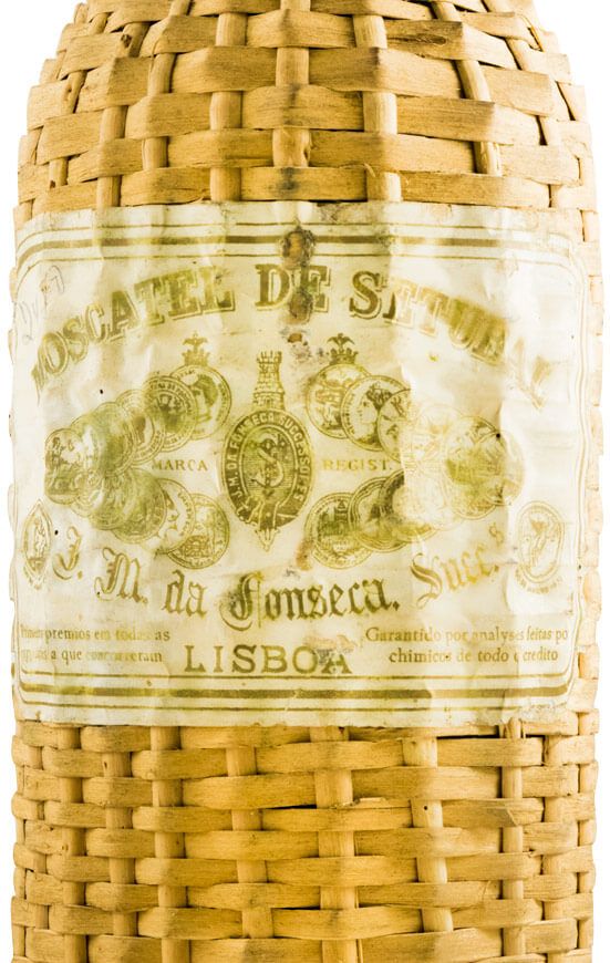 Moscatel de Setúbal José Maria da Fonseca (wicker bottle)