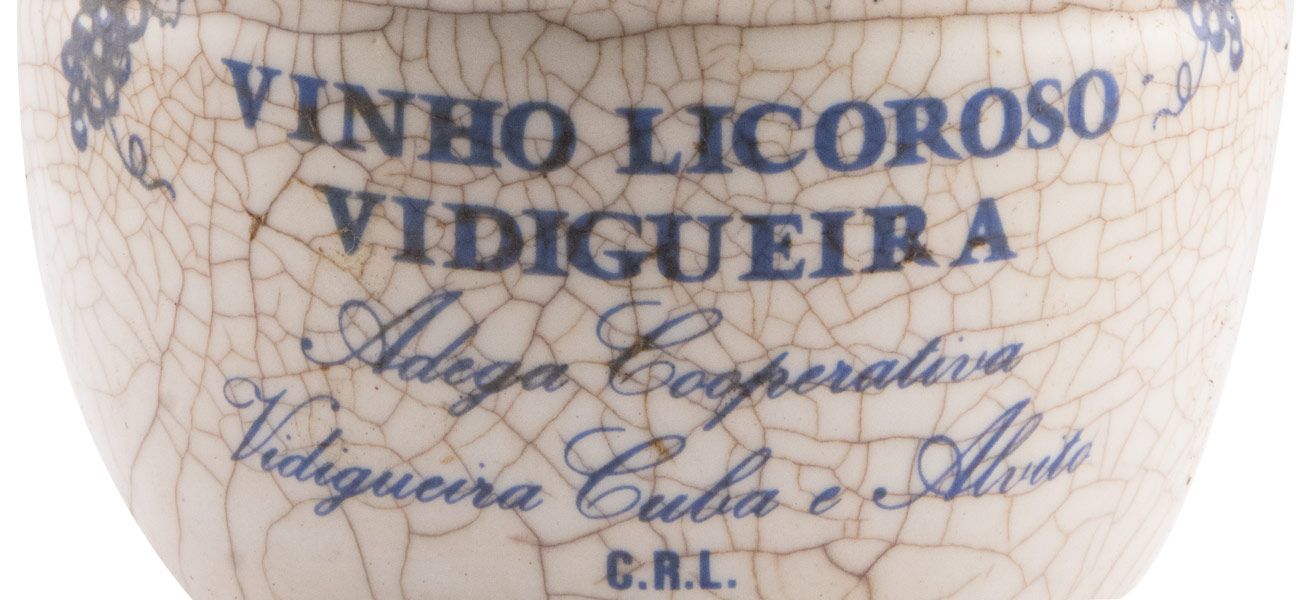 Licoroso Vidigueira (garrafa baixa em cerâmica)