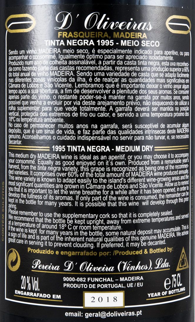1995 Madeira D'Oliveiras Tinta Negra Meio Seco