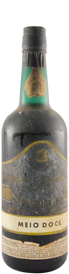 Madeira Henriques & Henriques Meio Doce (rótulo preto)