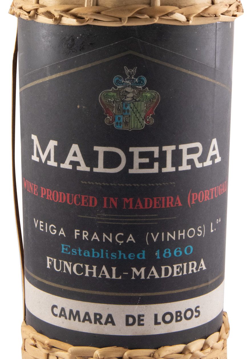Madeira Veiga França Câmara de Lobos (garrafa empalhada)