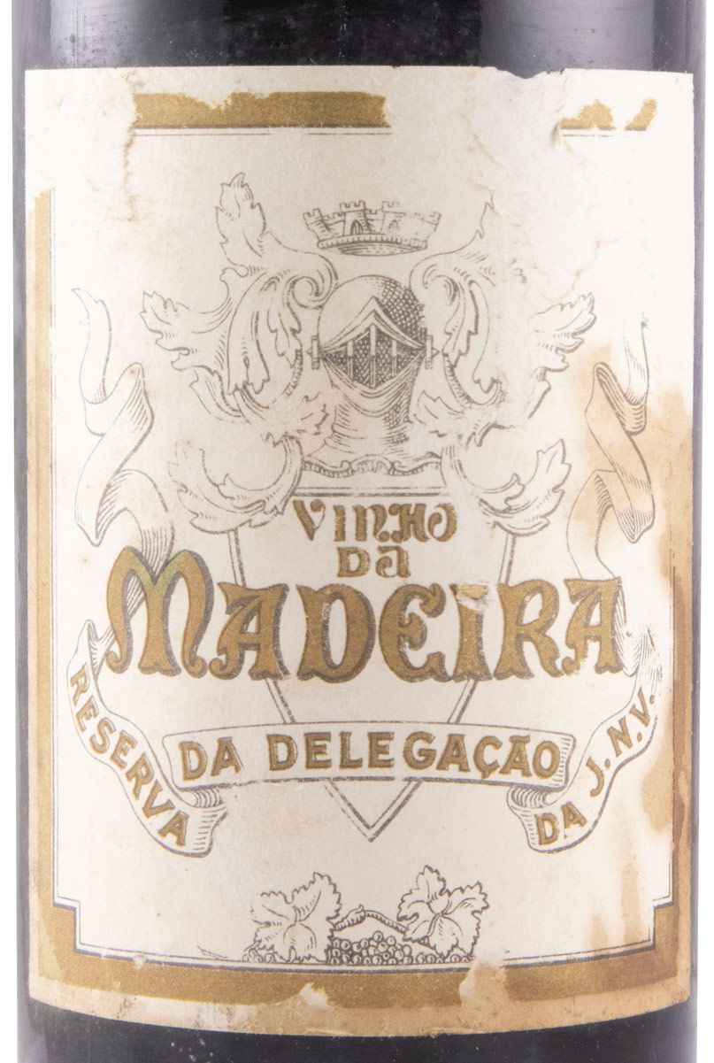Madeira Junta Nacional dos Vinhos da Madeira Reserva Medium Rich (wicker bottleneck)