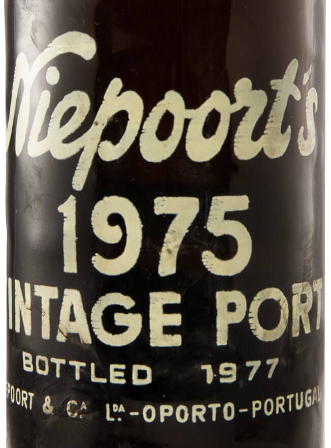 795,95 €  Vino rosso Niepoort Garrafeira 1977 I.G. Porto porto Portogallo  Touriga Franca, Touriga