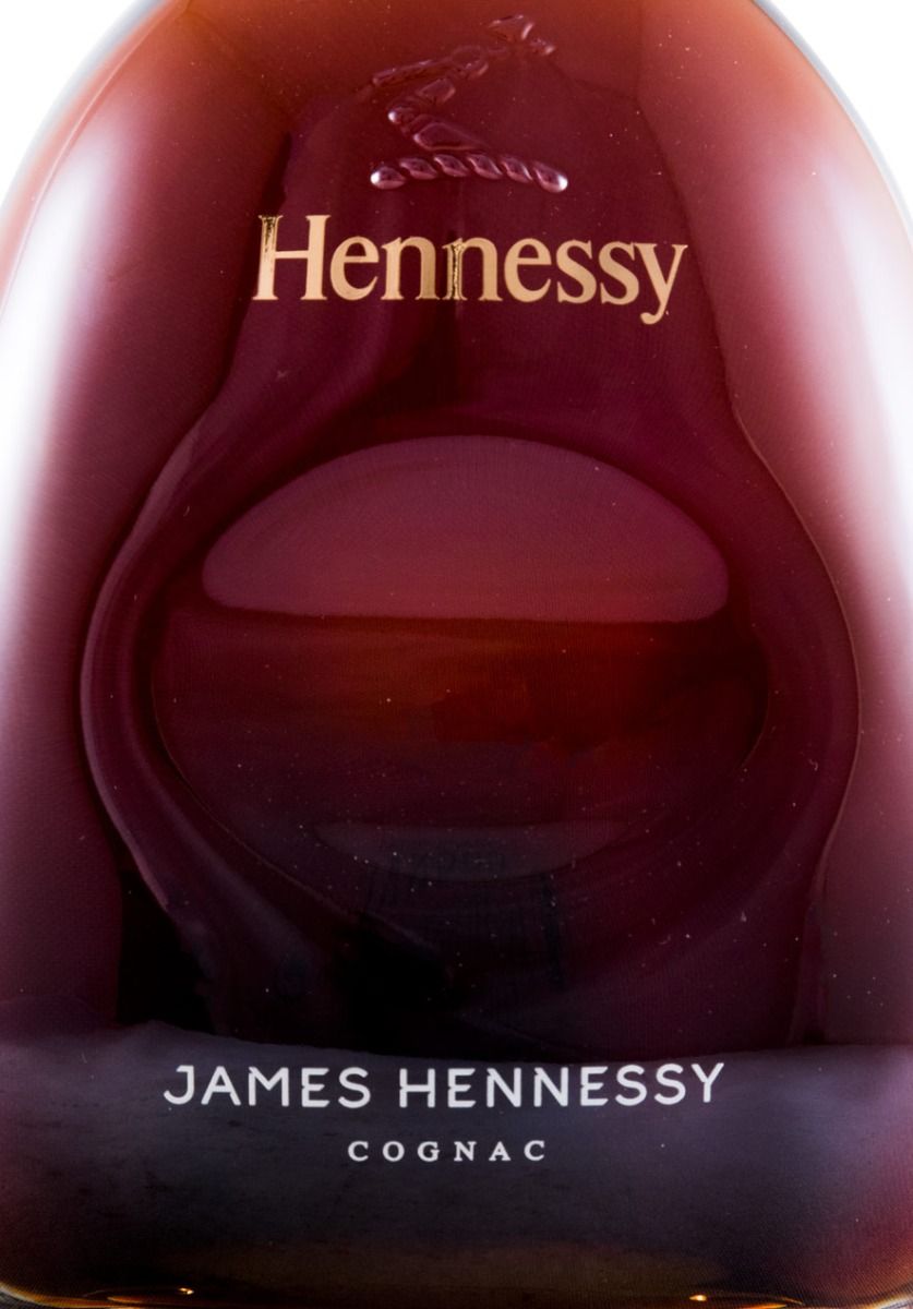 James Hennessy ジェームスヘネシー（JAMES HENNESSY ジェームズ