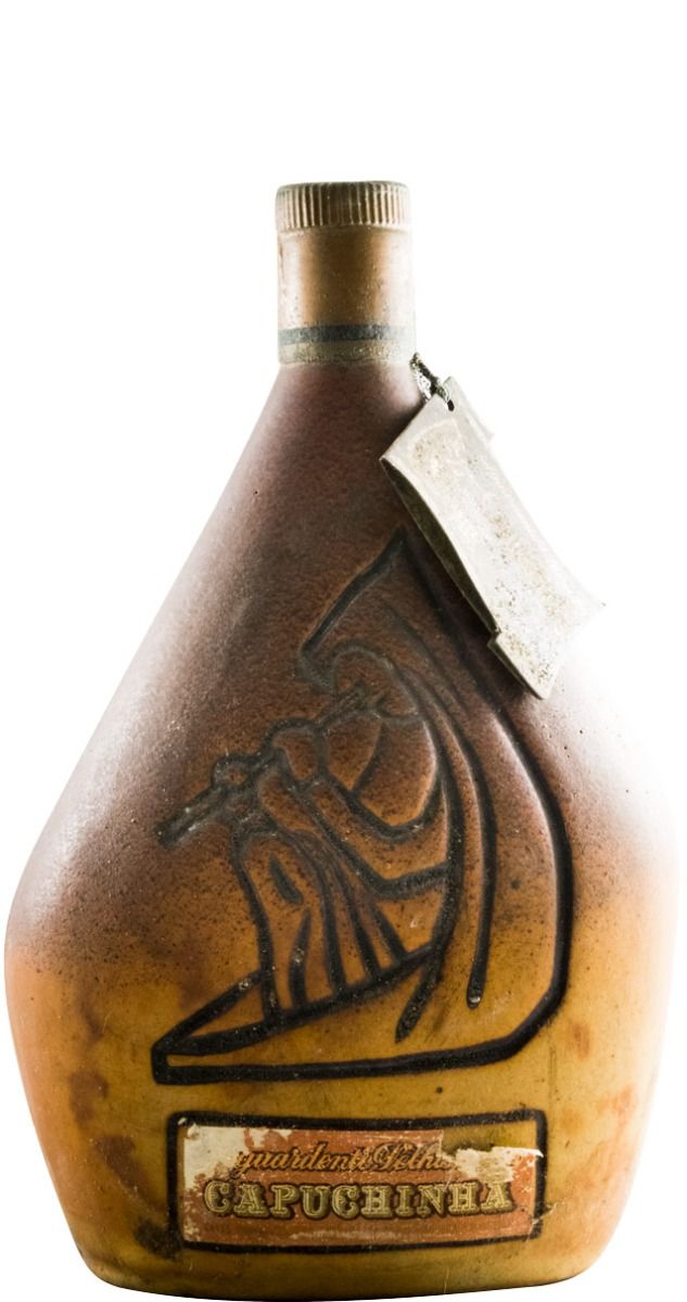 Spirit Capuchinha Velha (bottle in sandstone) 80cl
