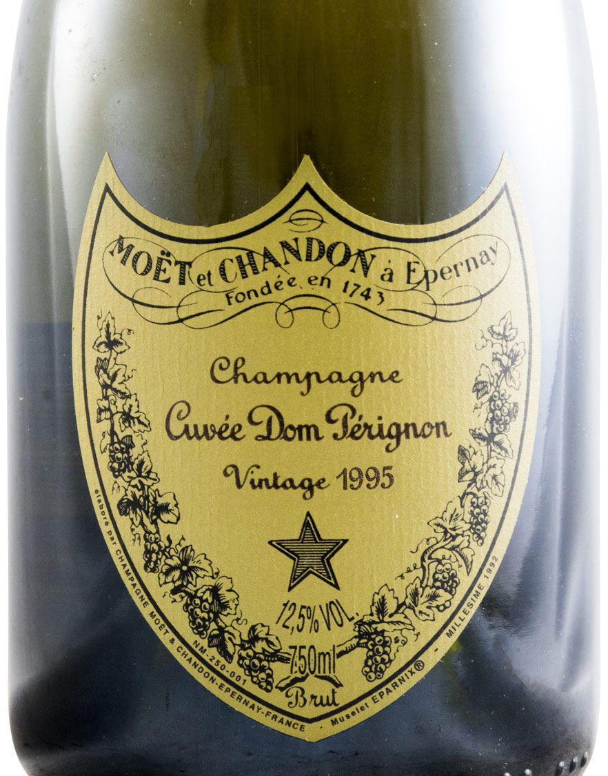 Moët & Chandon Cuvée Dom Pérignon 1995 1995 Moët & Chandon Champagne Cuvée Dom Pérignon - CellarTracker